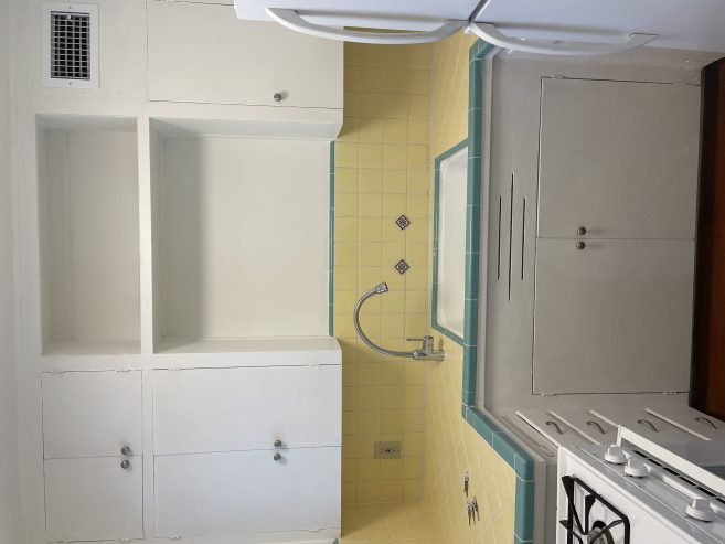 Quiet 2 Bedroom Townhome 3 blocks from Campus