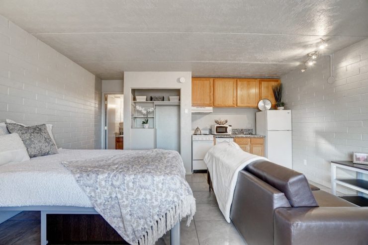 STUDIO APARTMENT HOMES