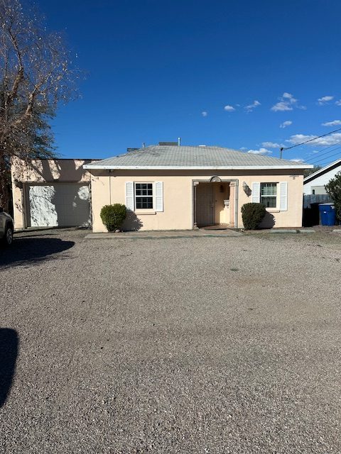Charming 3 Bedroom House for Rent Near UofA